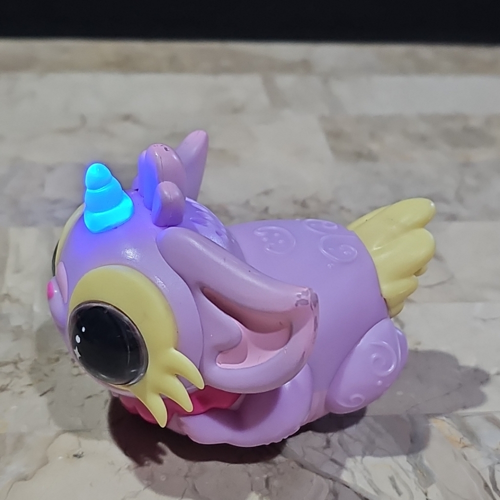 WowWee Pixie Belles Layla 2019 Purple Interactive 4” Dance Talk Lights Spinning